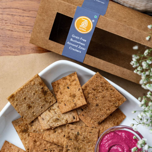 Crispy grain-free crackers made with buckwheat, almonds, and zaatar – a healthy, flavorful snack